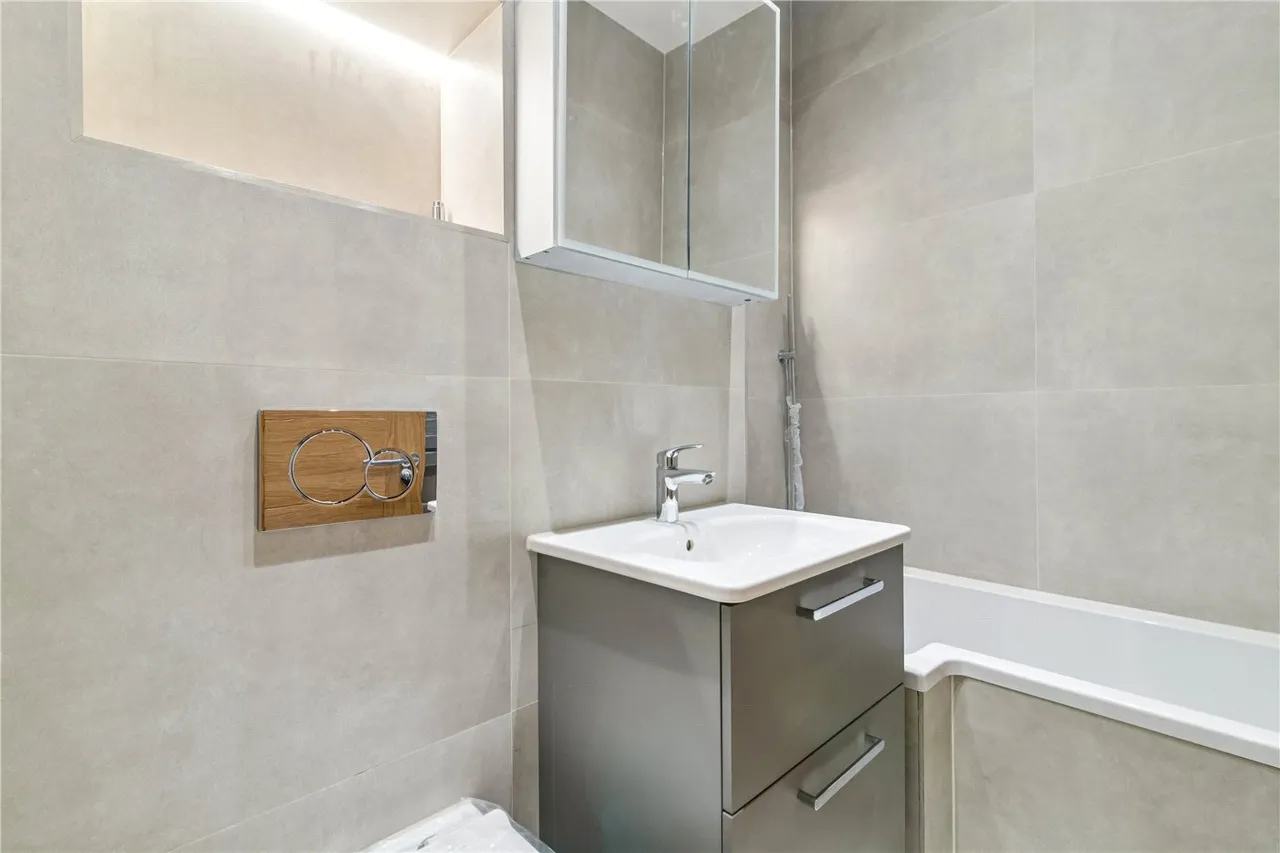 Arthur Court, Queensway, W2, photo 6