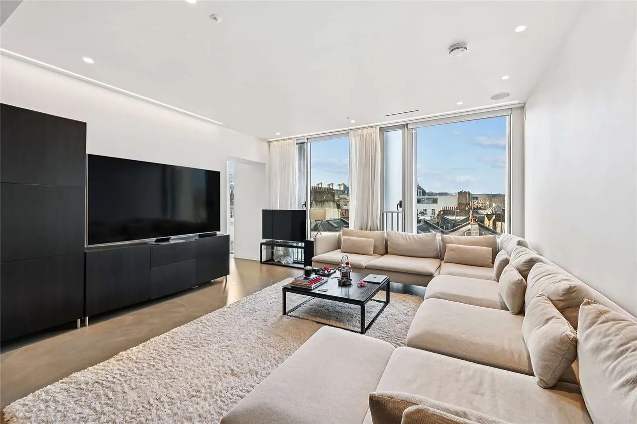 Nova, Buckingham Palace Road, London, SW1W 0AJ, photo 2