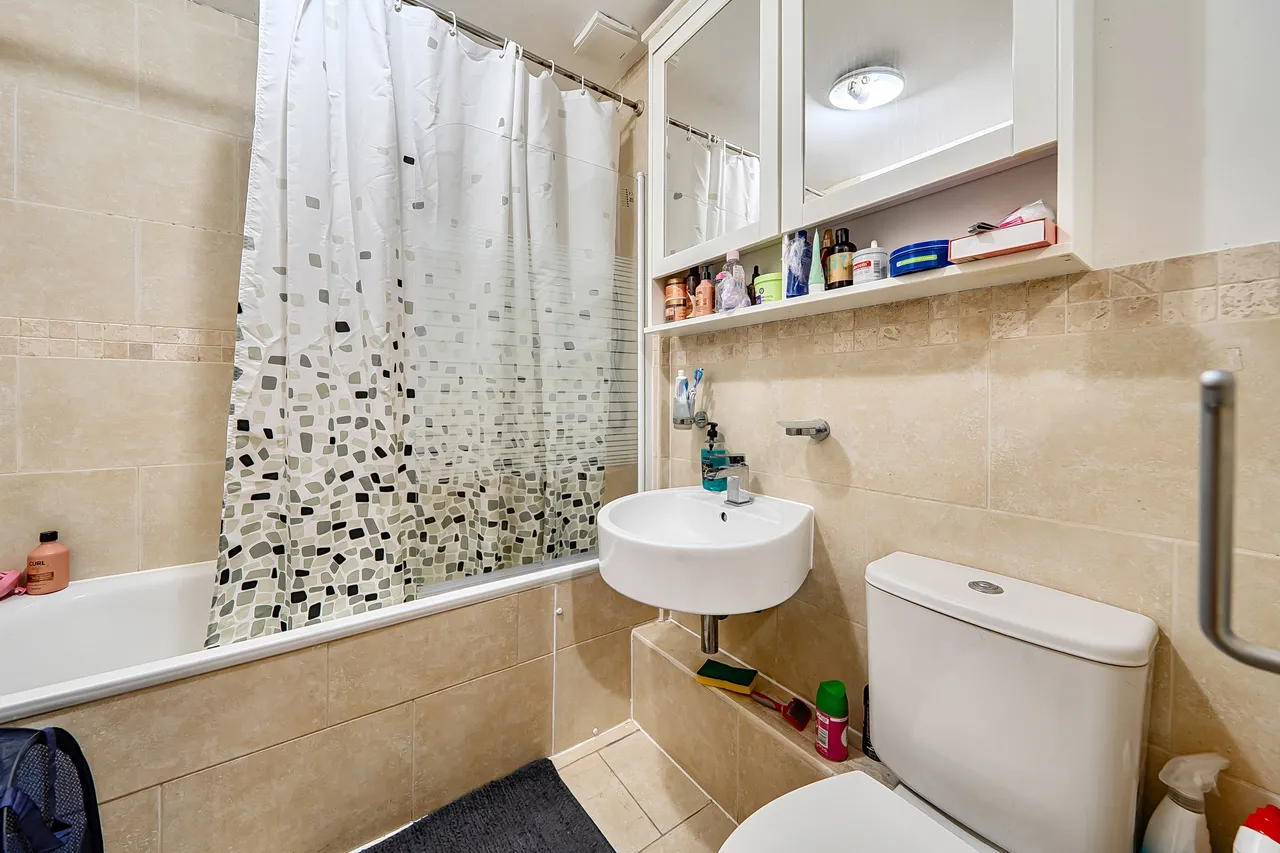 Flat 2, 54 Station Road, London, photo 7