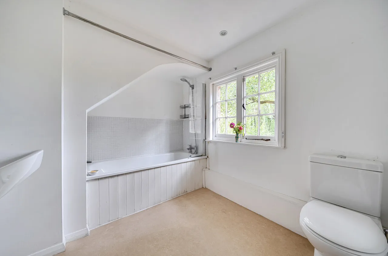 Gilham Lane, Forest Row, East Sussex, RH18 5AH, photo 8