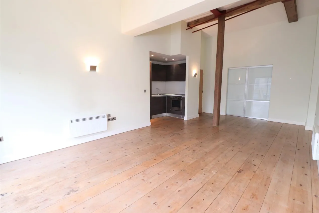 Burnett Street, Bradford, BD1, photo 3
