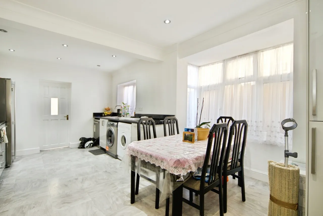 Ashley Road, Forest Gate, London, E7, photo 10