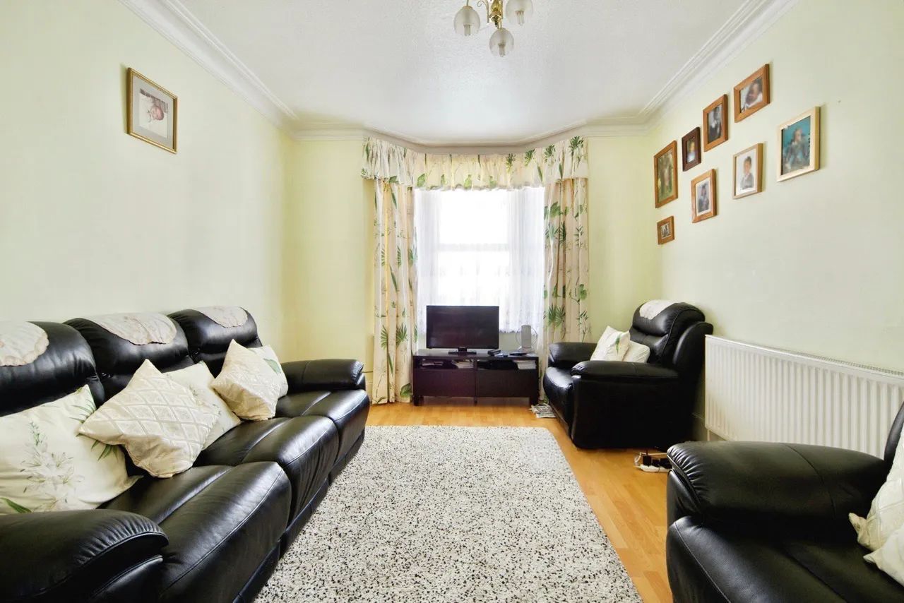 Ashley Road, Forest Gate, London, E7, photo 11