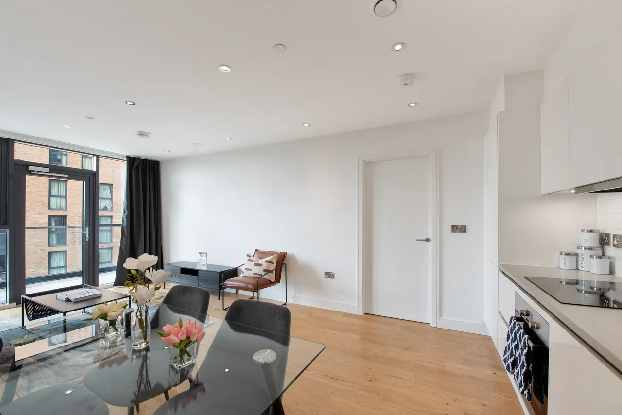 Station Grove, Wembley, HA0, photo 5