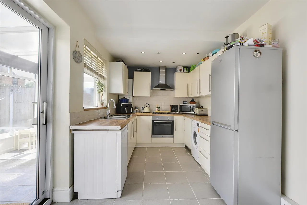 Netherfield Road, Sawley, NG10, photo 3