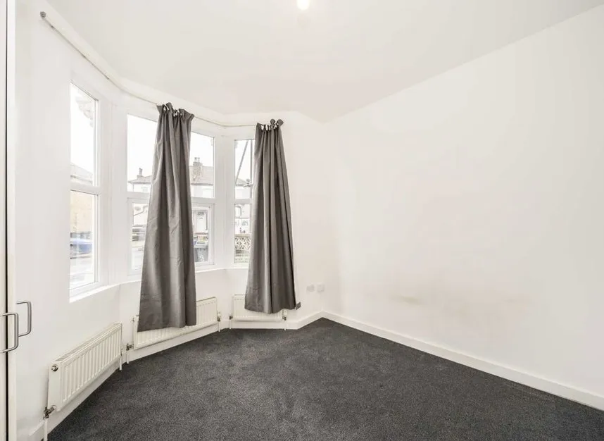 Whitehorse Lane, South Norwood, SE25, photo 5