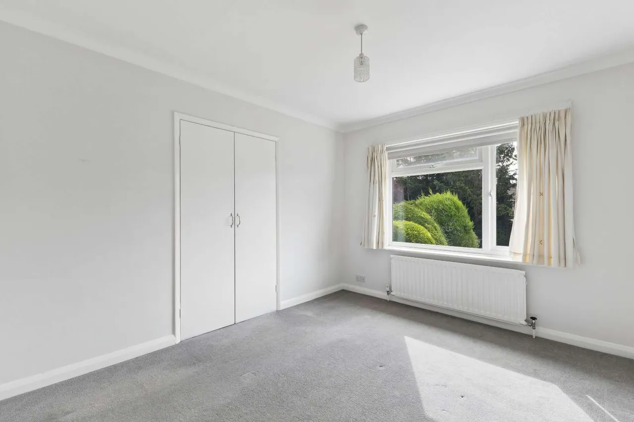 Bridgefield, Farnham, GU9, photo 11