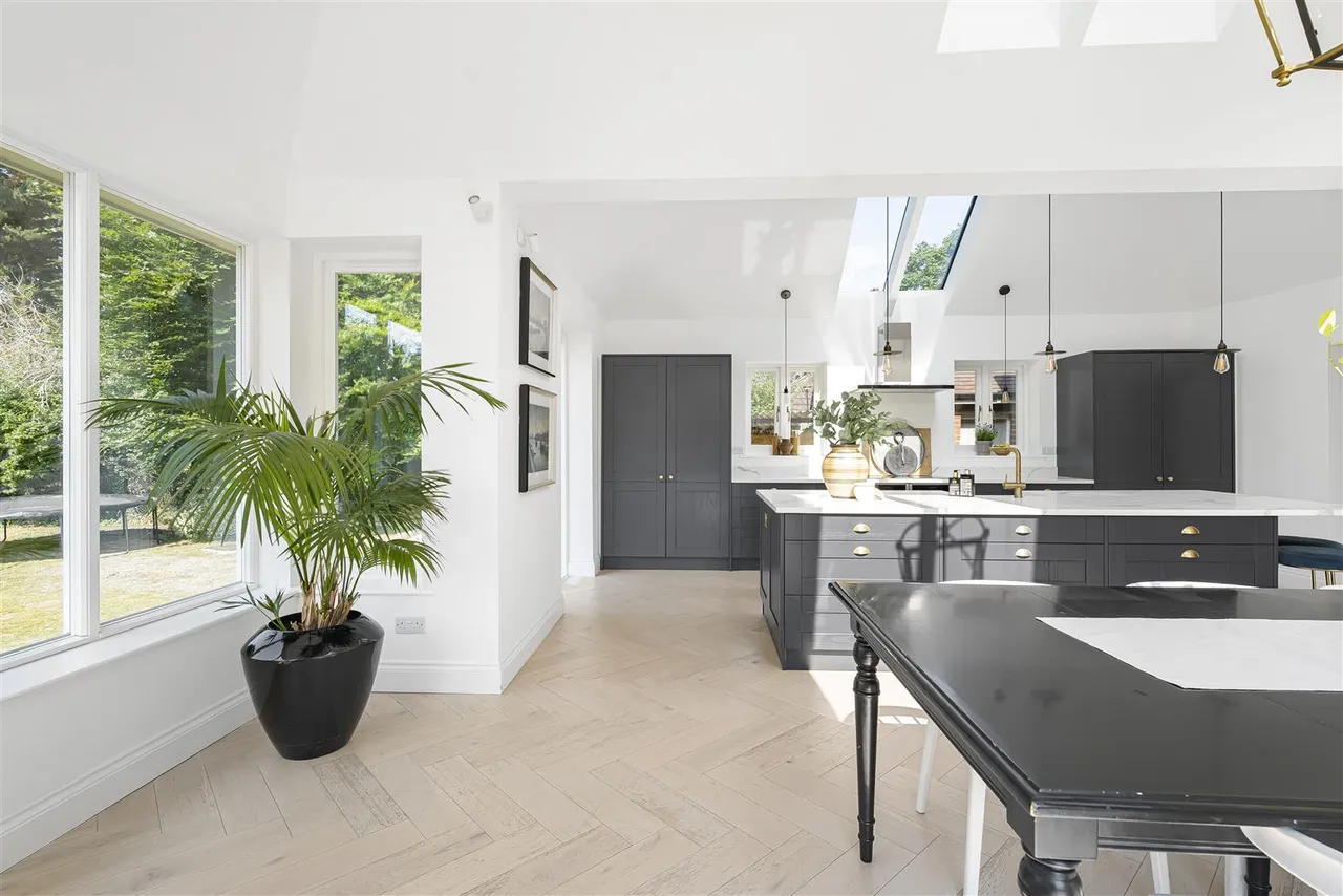 Cambridge Road, Abington, CB21, photo 9