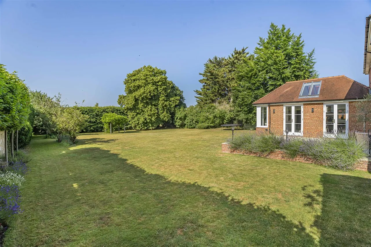 Cambridge Road, Abington, CB21, photo 51