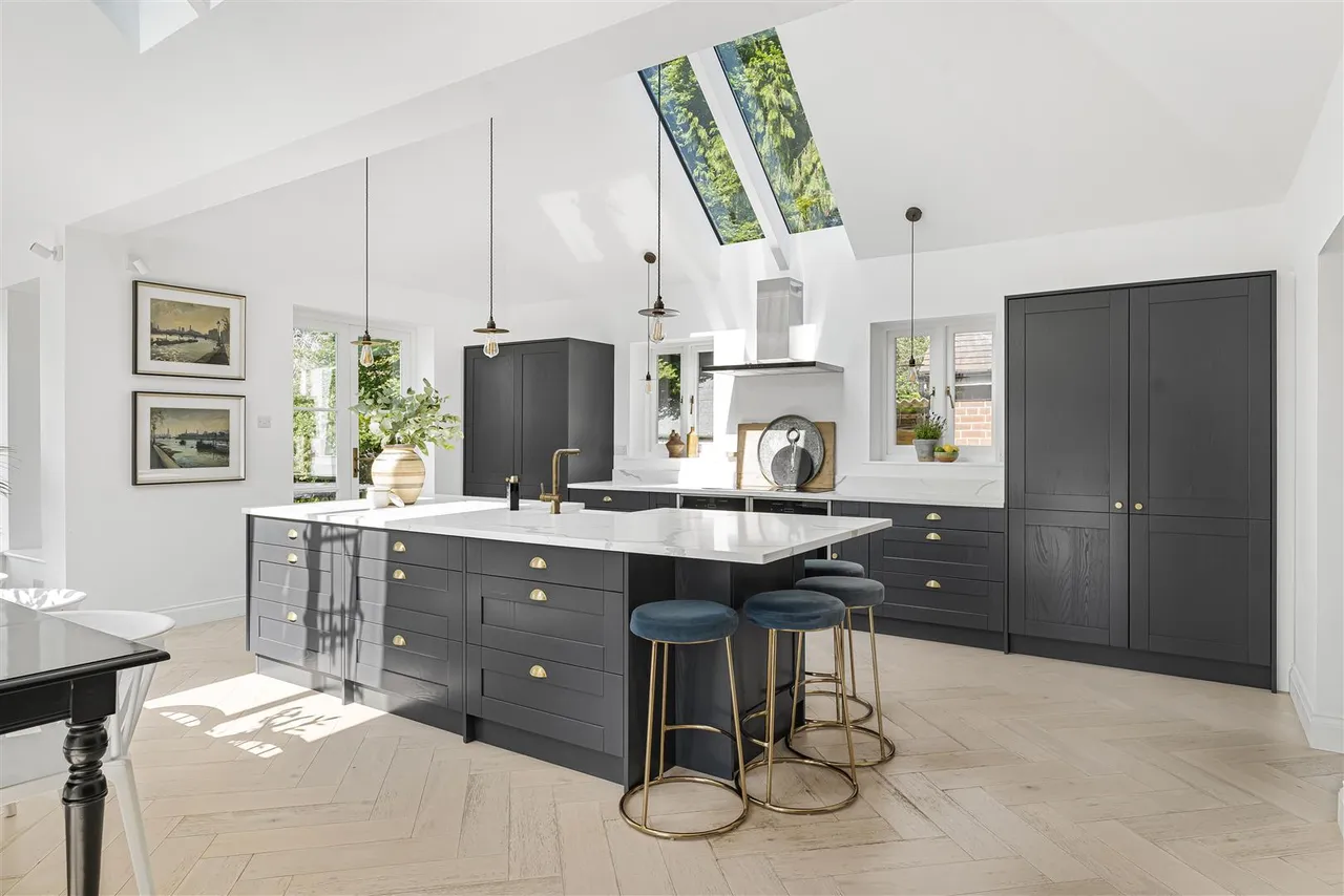 Cambridge Road, Abington, CB21, photo 6