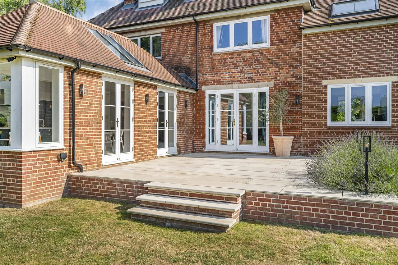 Cambridge Road, Abington, CB21, photo 52