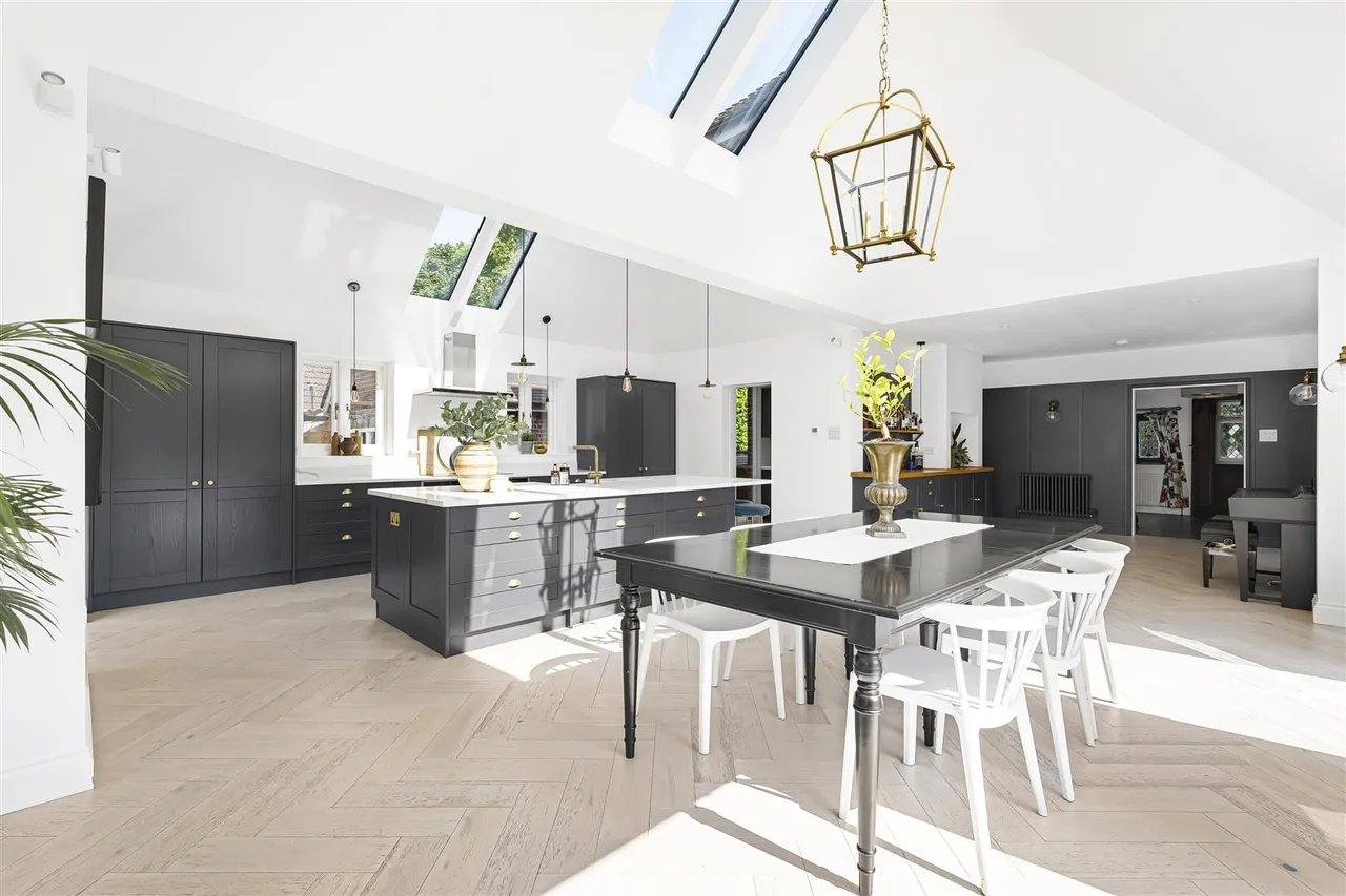 Cambridge Road, Abington, CB21, photo 10
