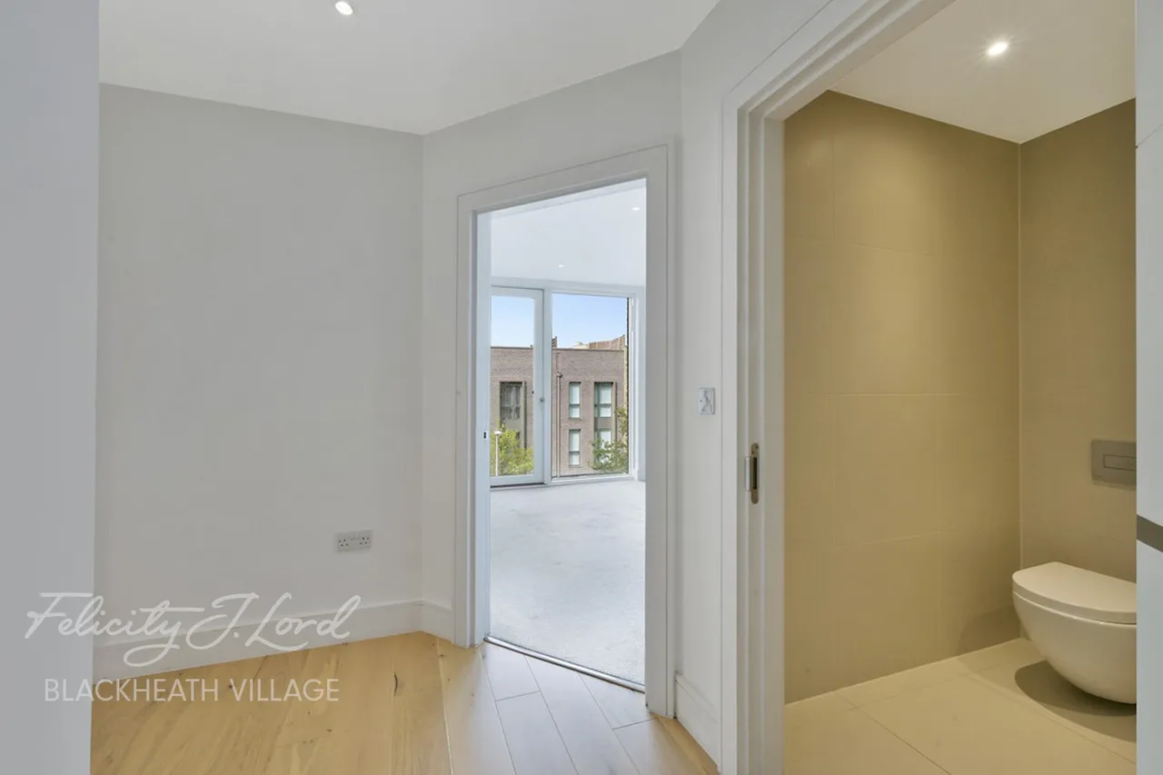 Tizzard Grove, London, photo 15