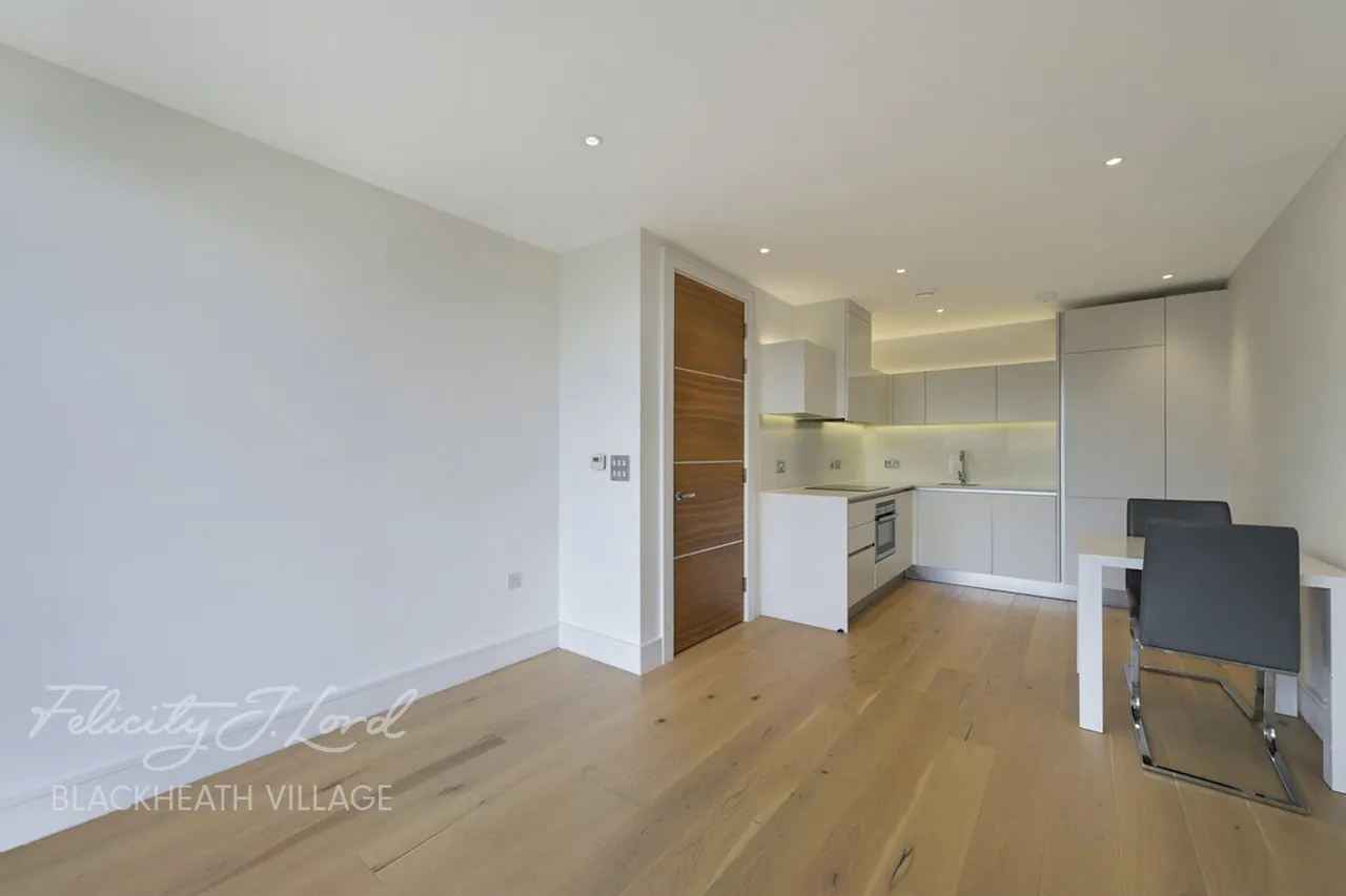 Tizzard Grove, London, photo 12
