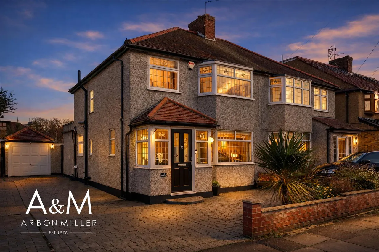 Naseby Road, Clayhall, Essex, Ilford, IG50NN, photo 30