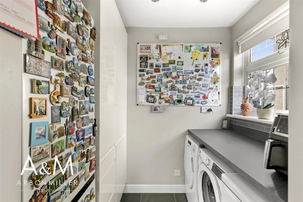 Naseby Road, Clayhall, Essex, Ilford, IG50NN, photo 16