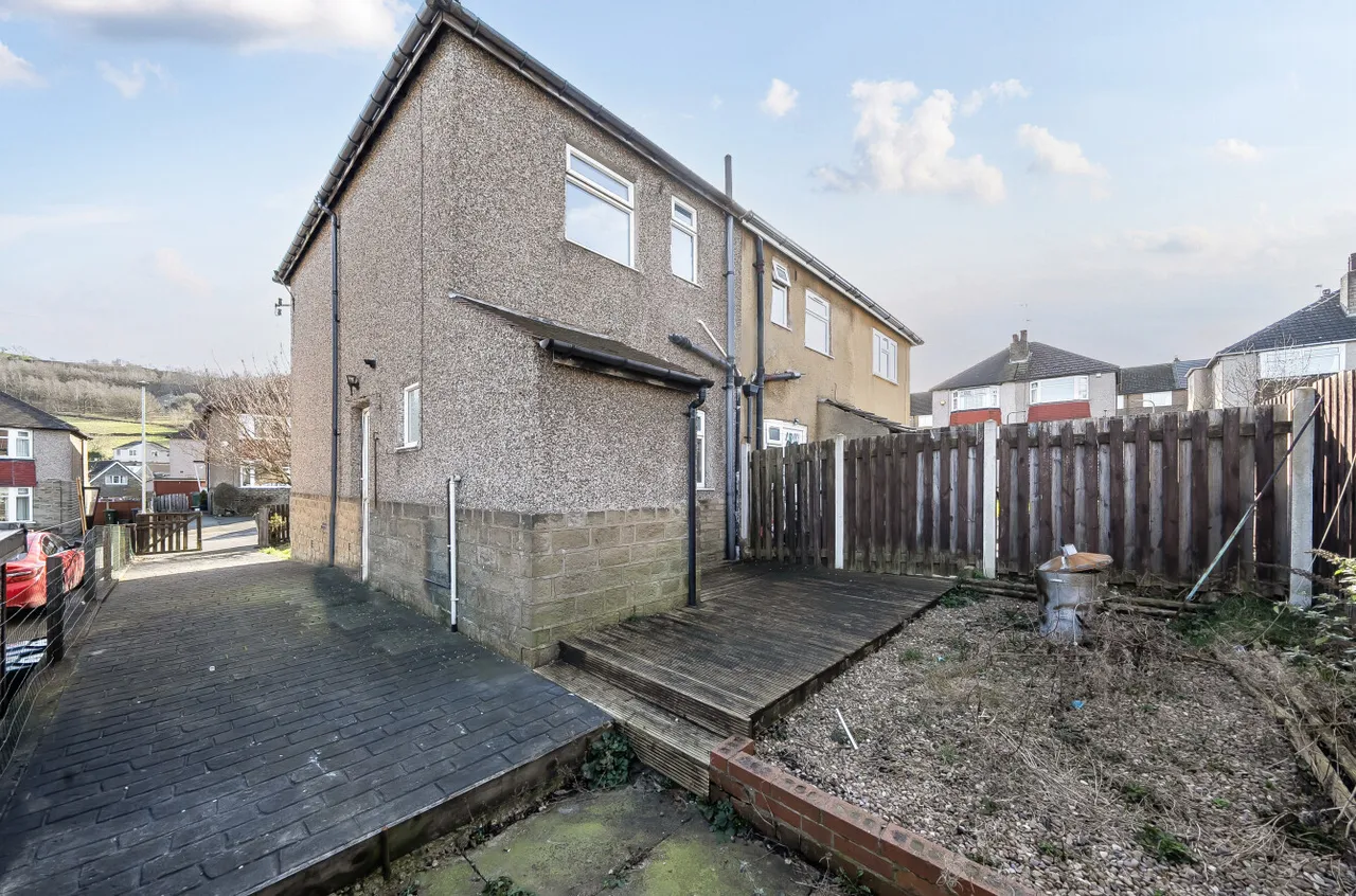 Warneford Rise, Huddersfield, HD4, photo 10
