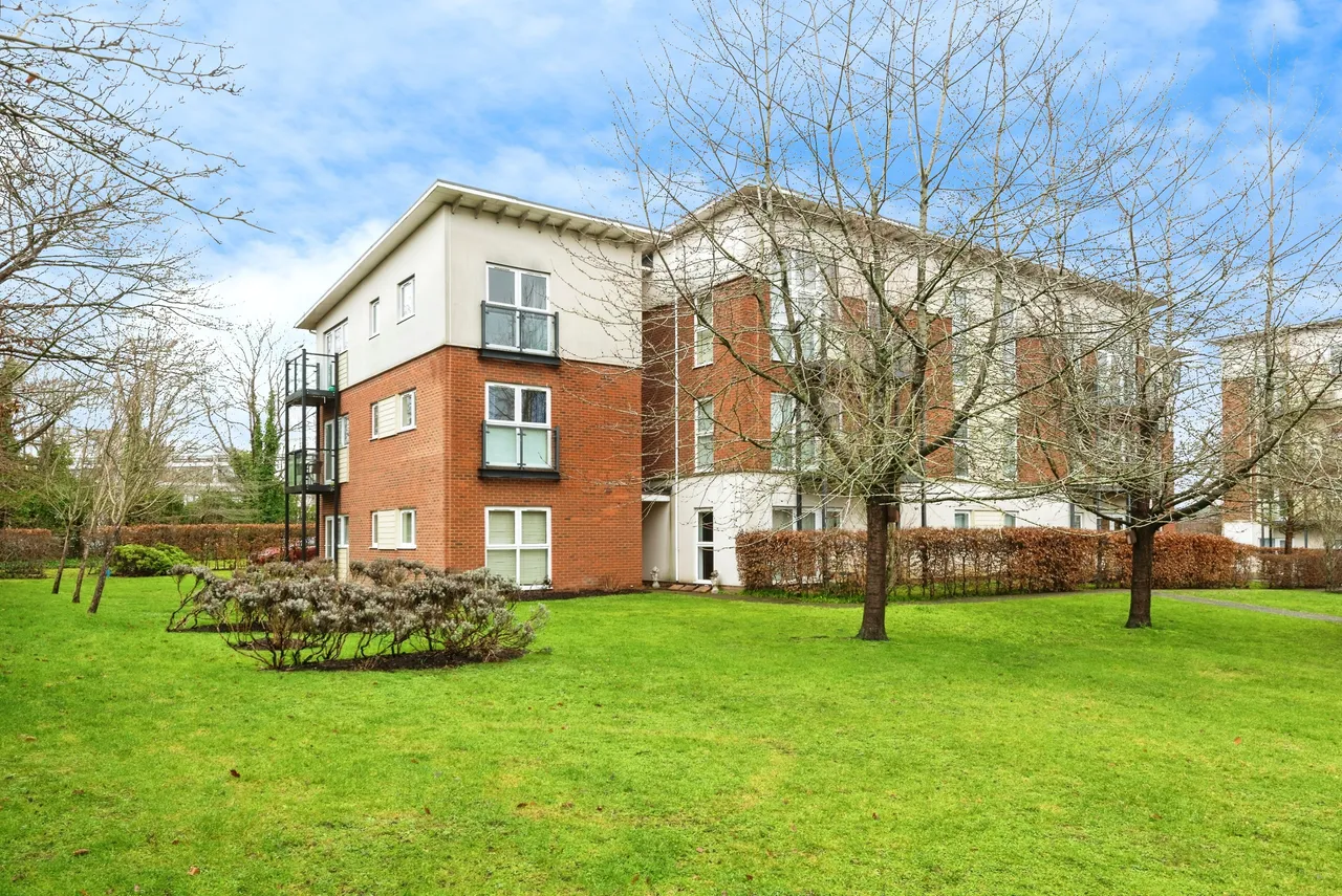 Park View Road, Leatherhead, KT22, photo 17