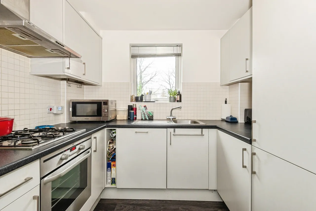 Park View Road, Leatherhead, KT22, photo 8