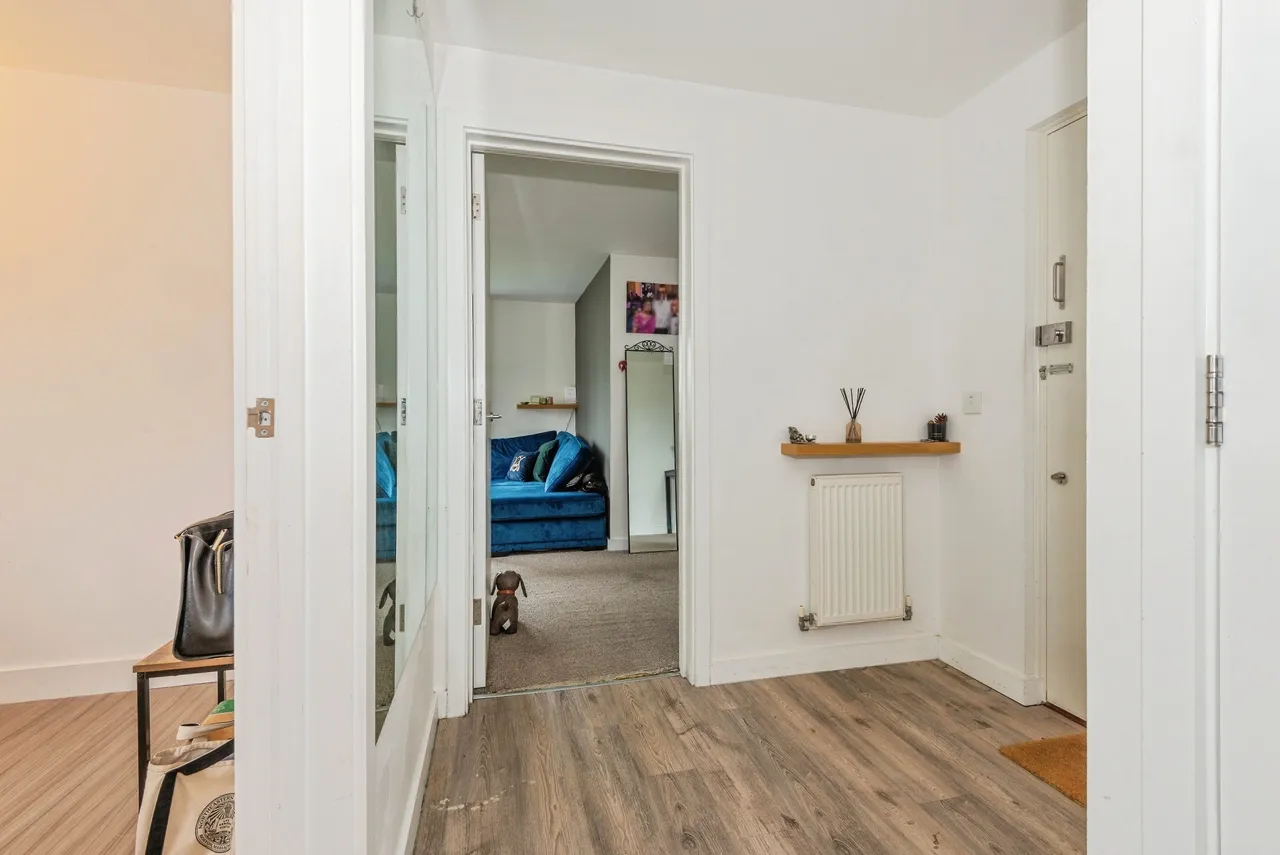 Park View Road, Leatherhead, KT22, photo 9
