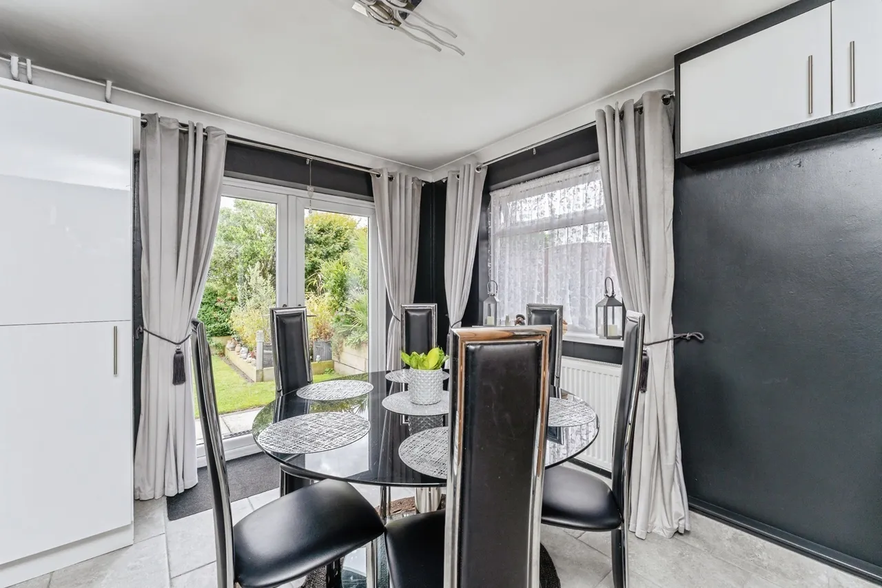 Corbett Avenue, Talacre, CH8, photo 5