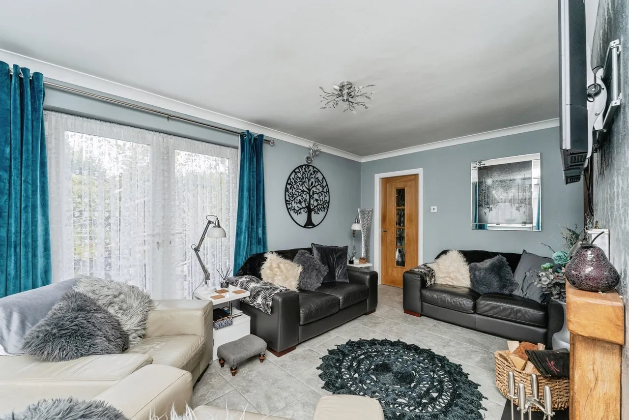 Corbett Avenue, Talacre, CH8, photo 6