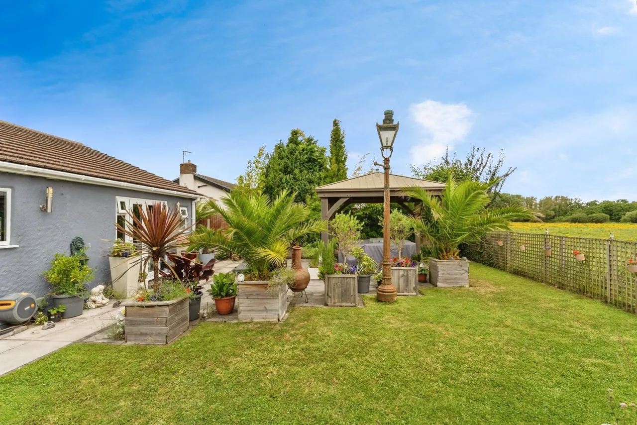 Corbett Avenue, Talacre, CH8, photo 13