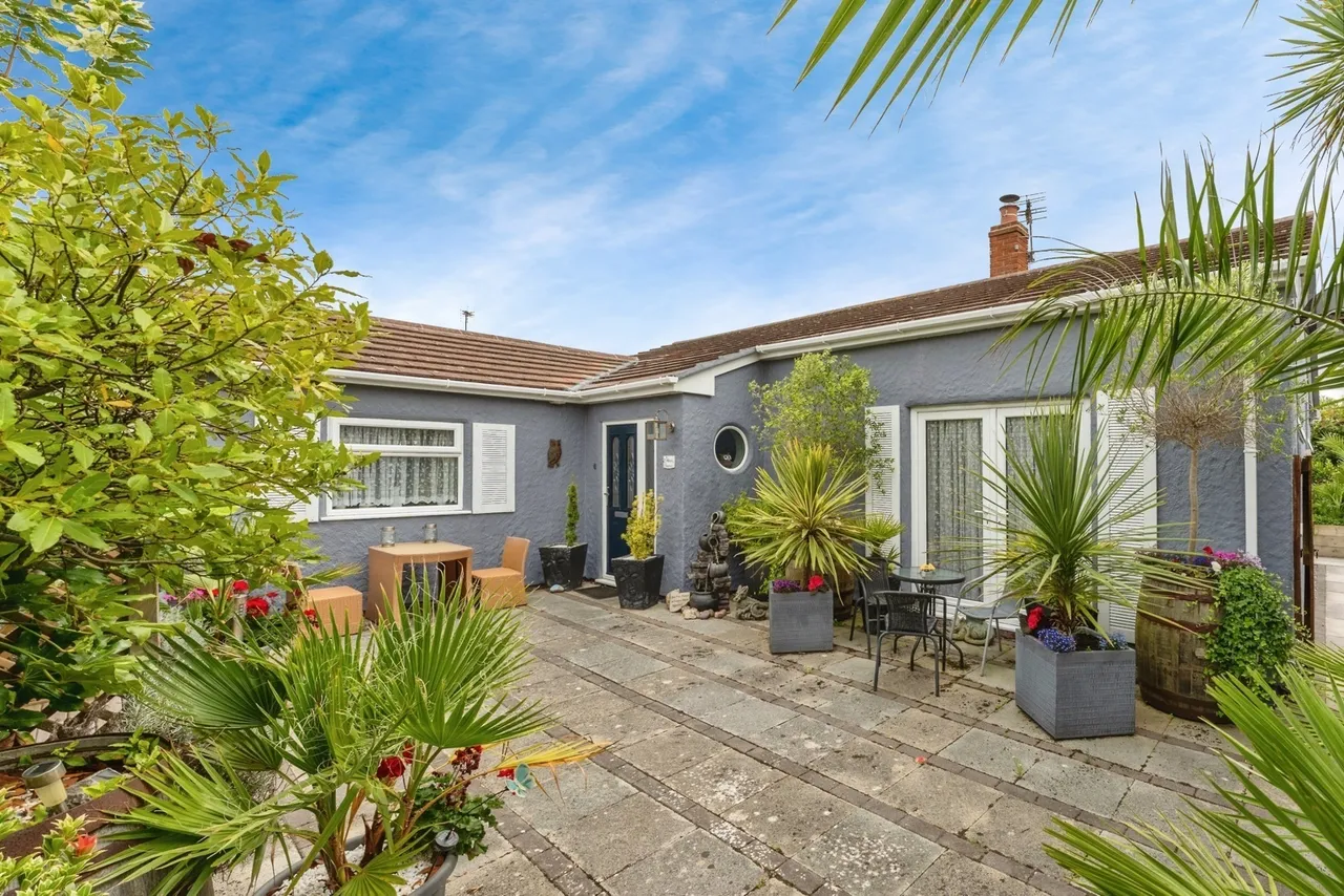 Corbett Avenue, Talacre, CH8, photo 12