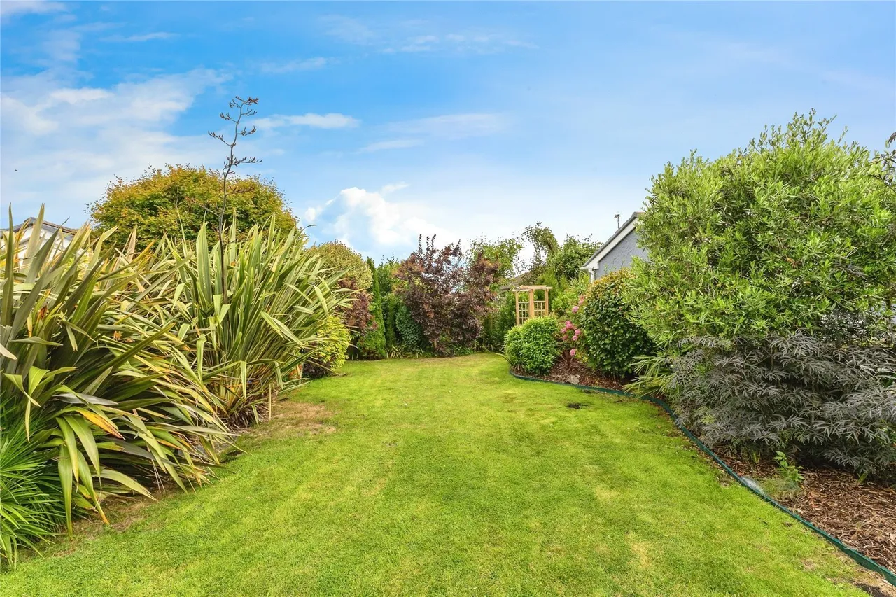 Corbett Avenue, Talacre, CH8, photo 17