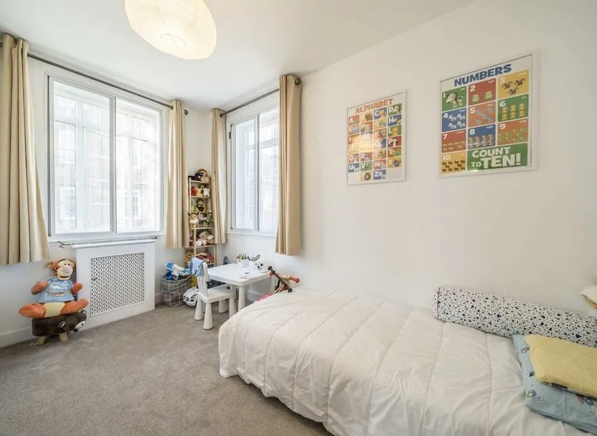 Watchfield Court, Chiswick, W4, photo 5