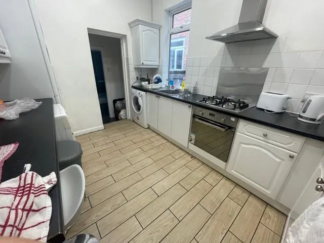 Standish Road, Fallowfield, M14, photo 3