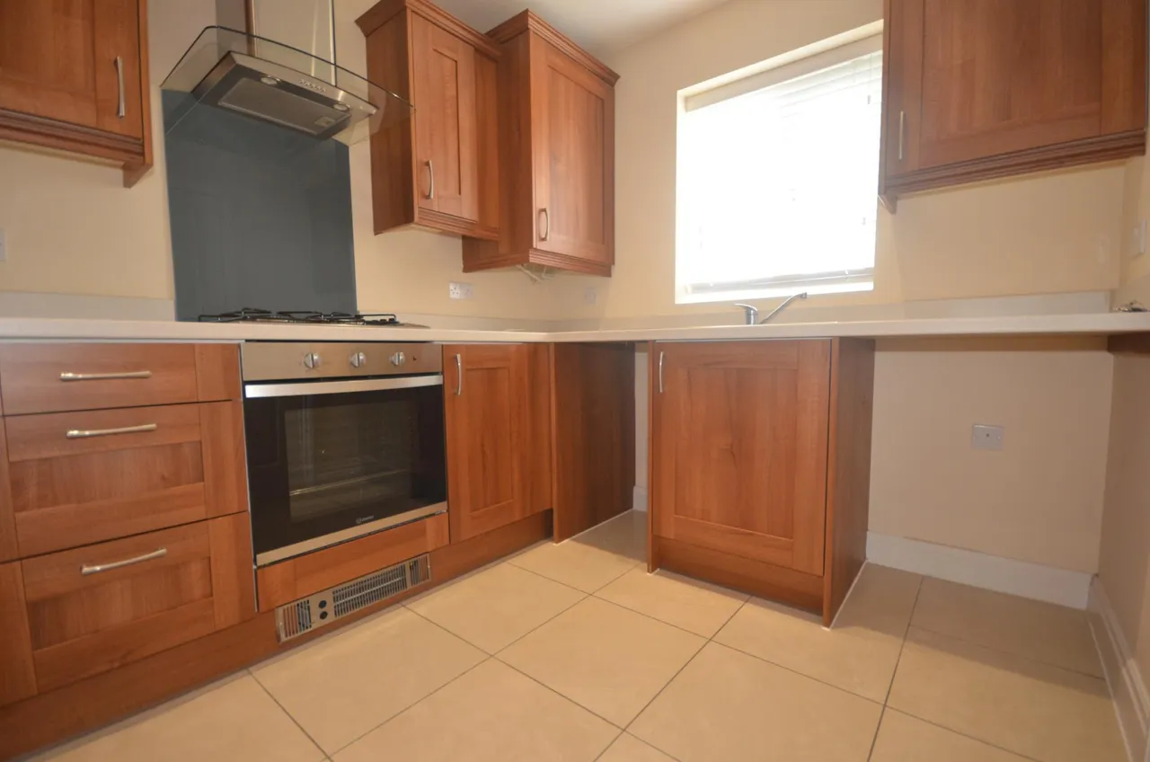 London Road, Priors Hall Park, Corby, NN17, photo 4