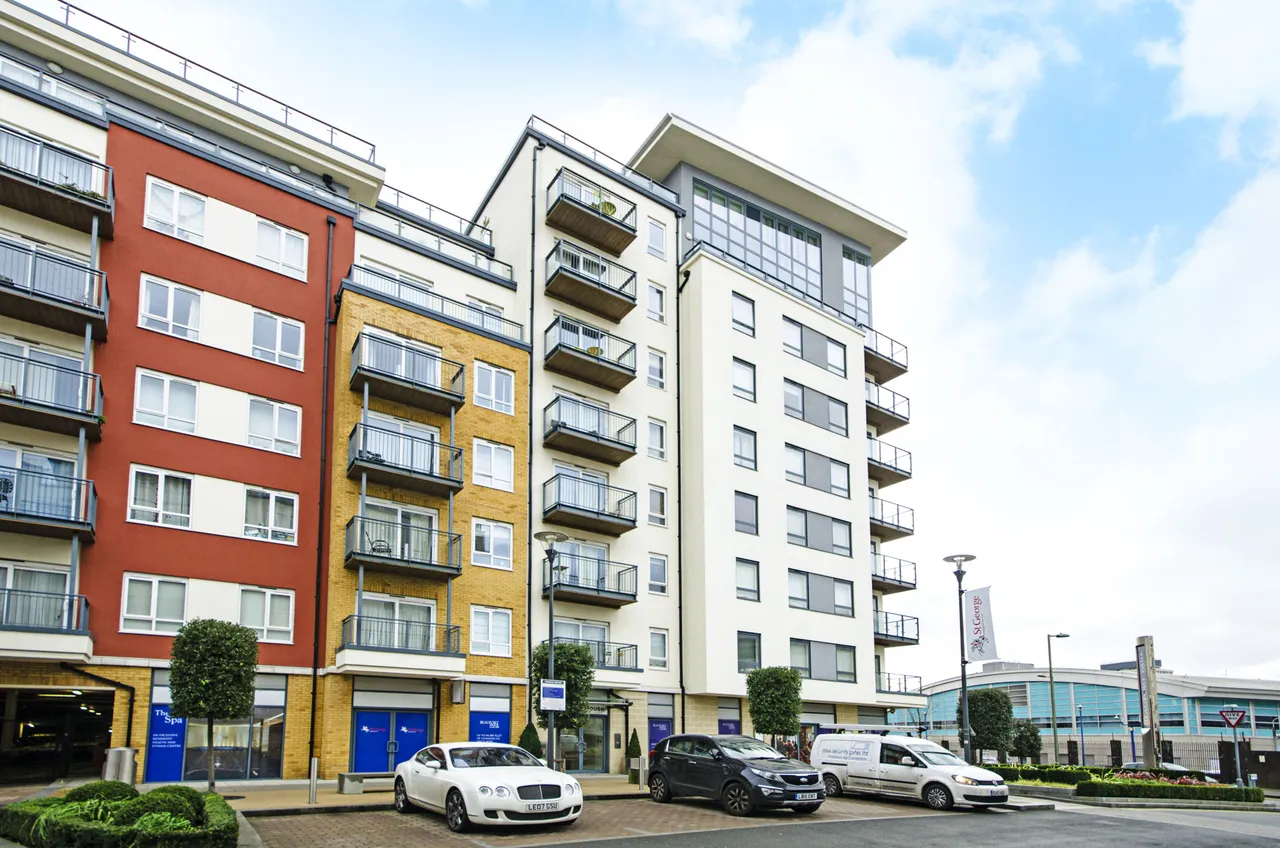 1 bed flat to rent — 52 Curtiss House, 27 Heritage Avenue, London