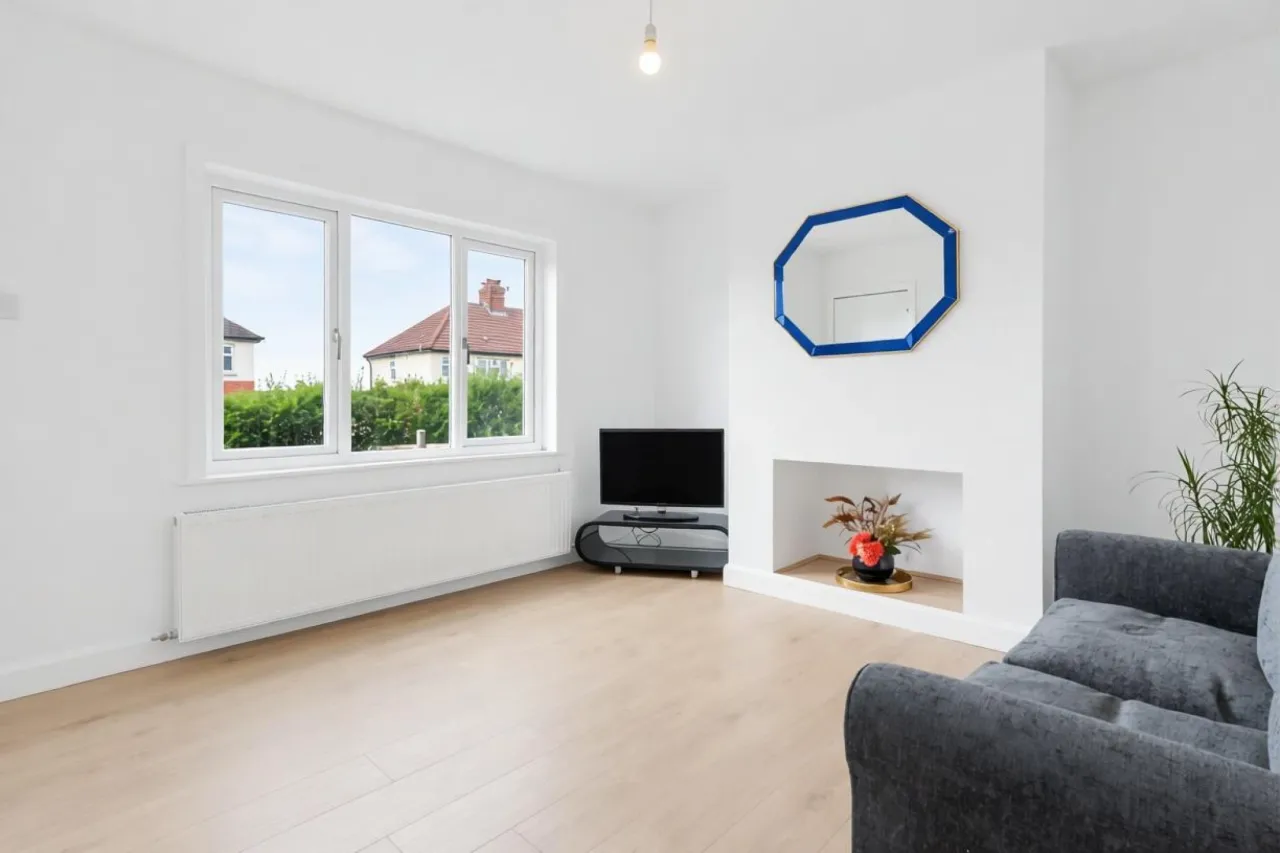 Fern Crescent, Congleton, photo 3