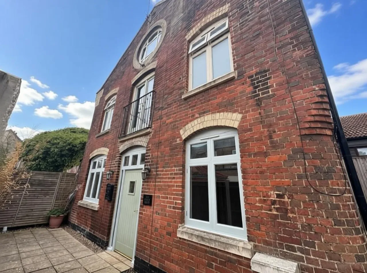 3 bed property for sale, Baker Street, Gorleston