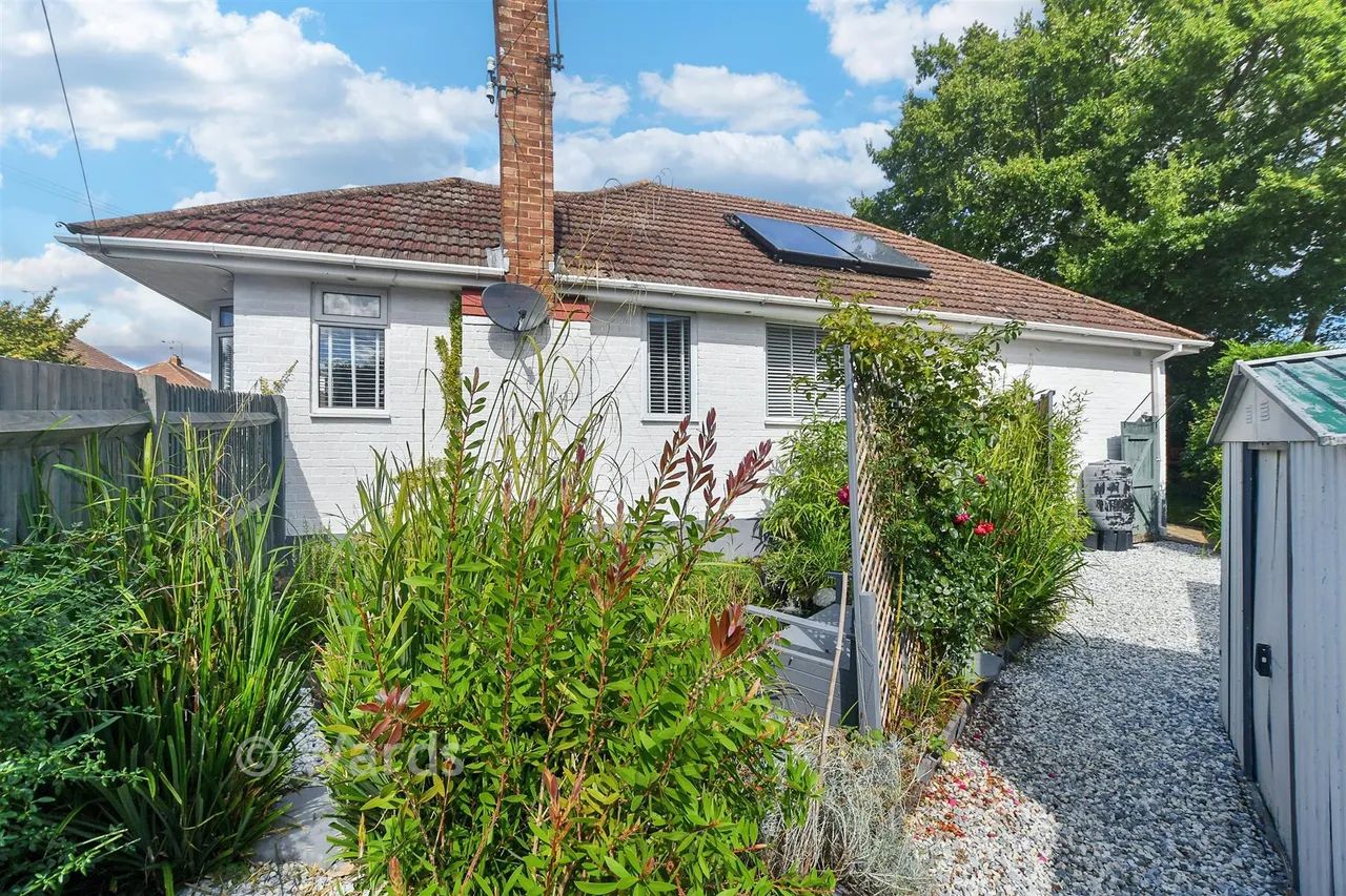 Grange Crescent, St Michaels, TN30, photo 13