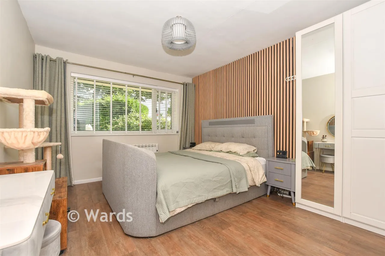 Grange Crescent, St Michaels, TN30, photo 7