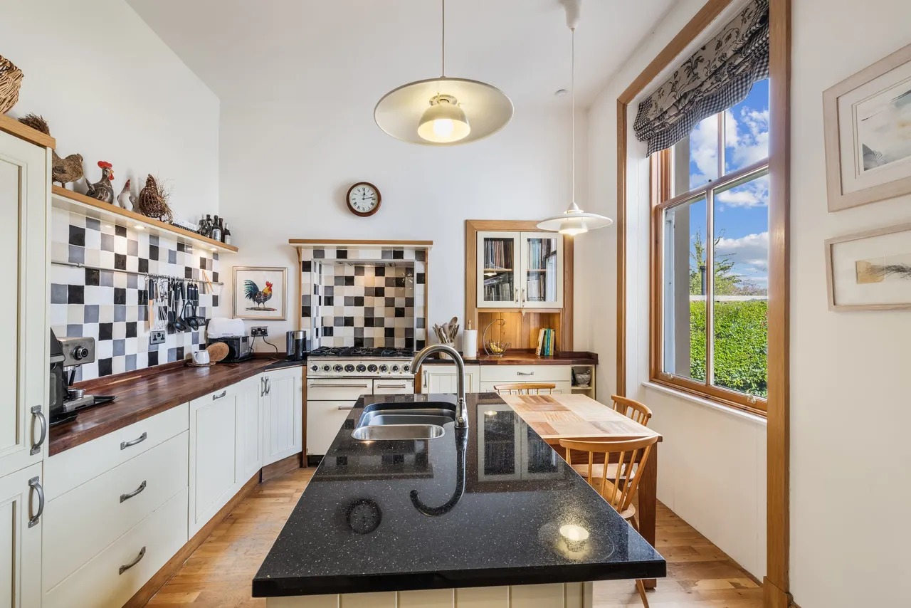 Kirkintilloch Road, Lenzie, G66, photo 3