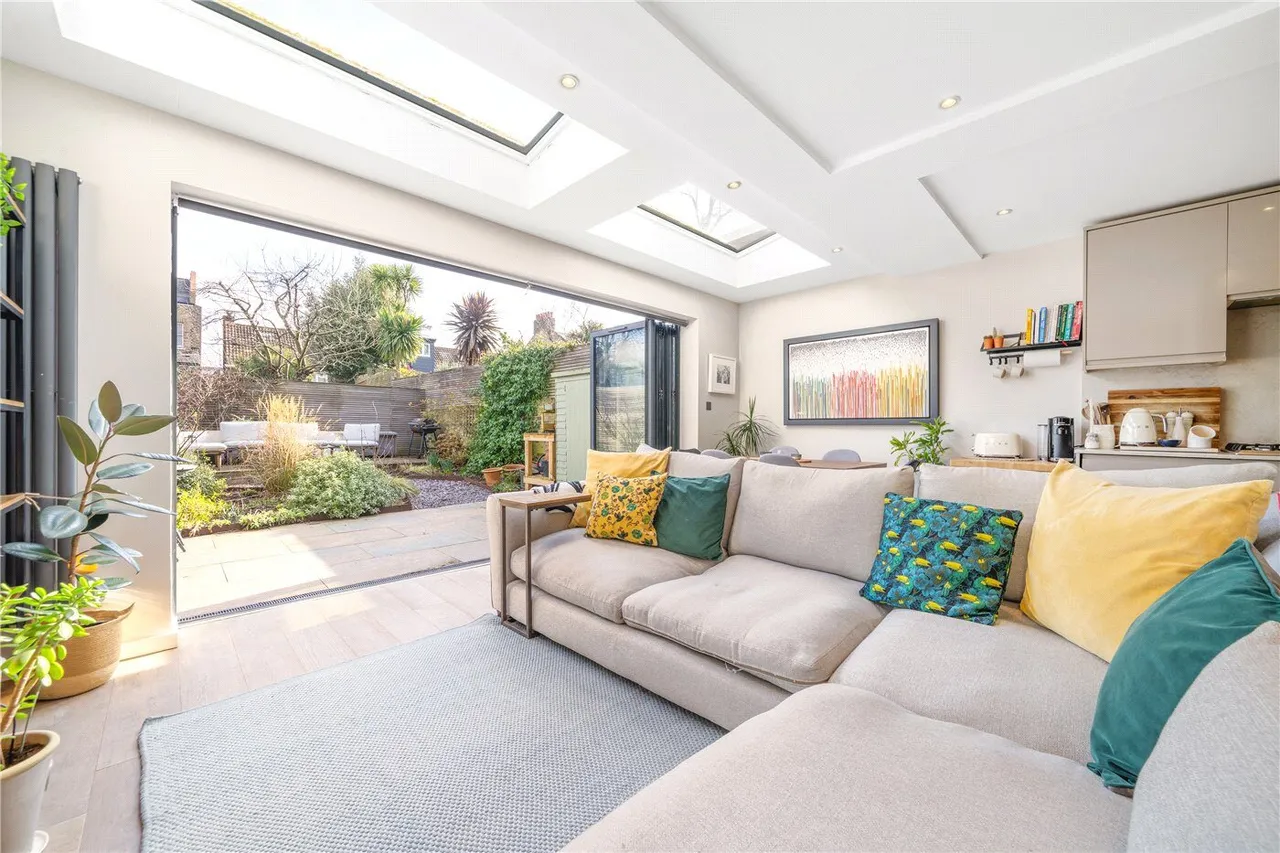 Lordship Lane, London, SE22, photo 3