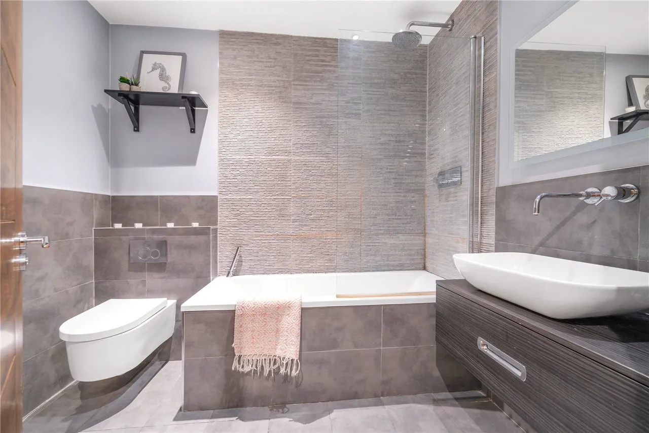 Lordship Lane, London, SE22, photo 8