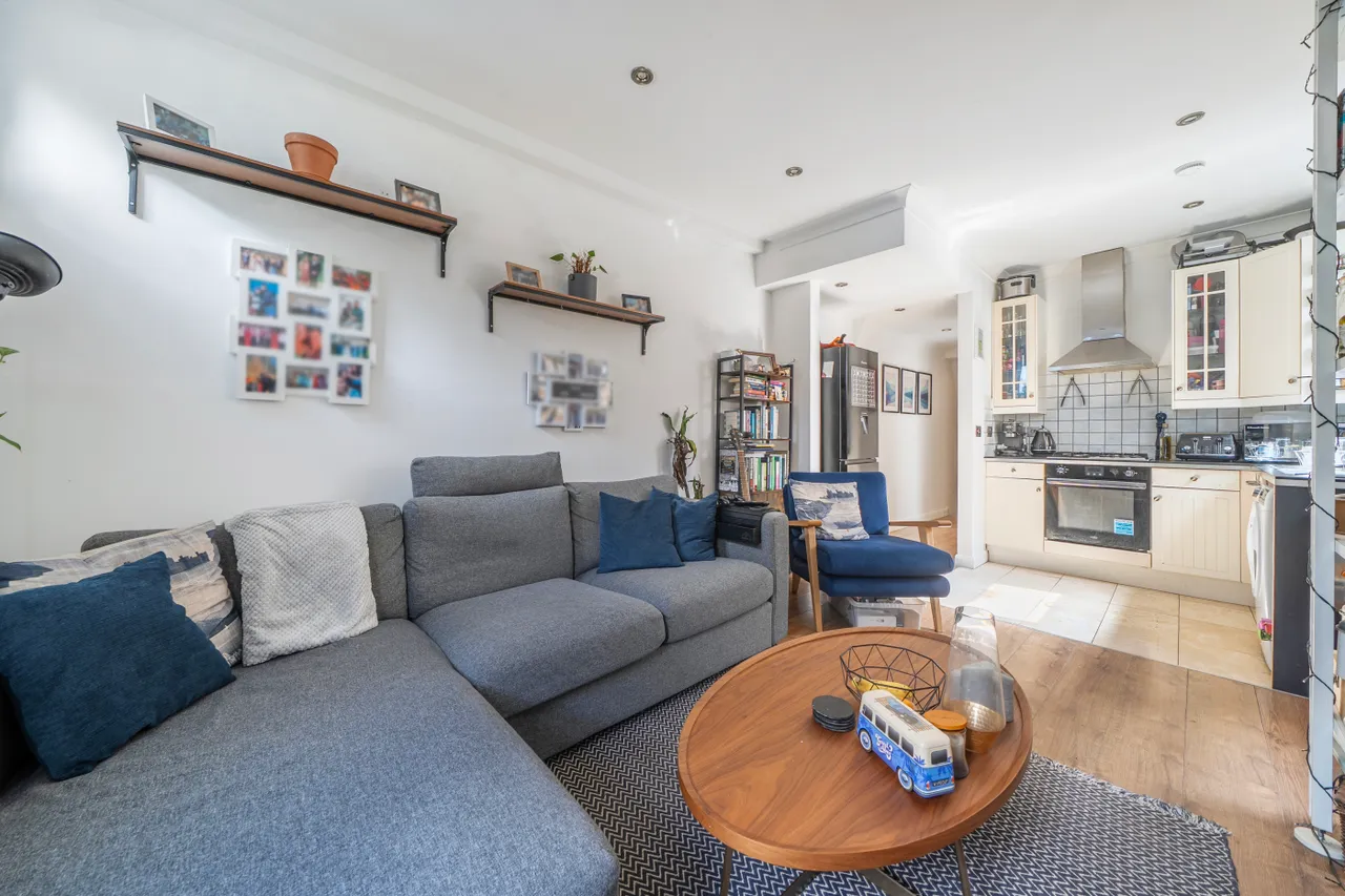 The Parade, Wells Park Road, London, SE26, photo 12