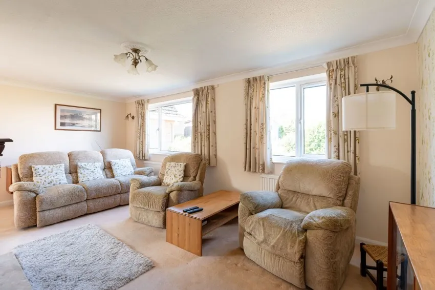 St. Helens Way, Benson, OX10, photo 7