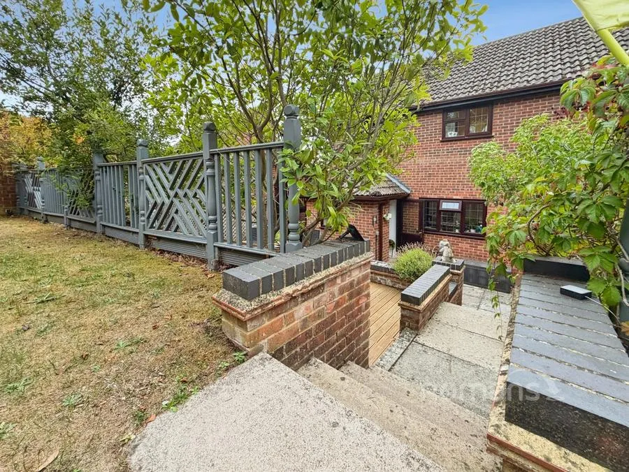Penshurst Rise, Frimley, GU16, photo 11