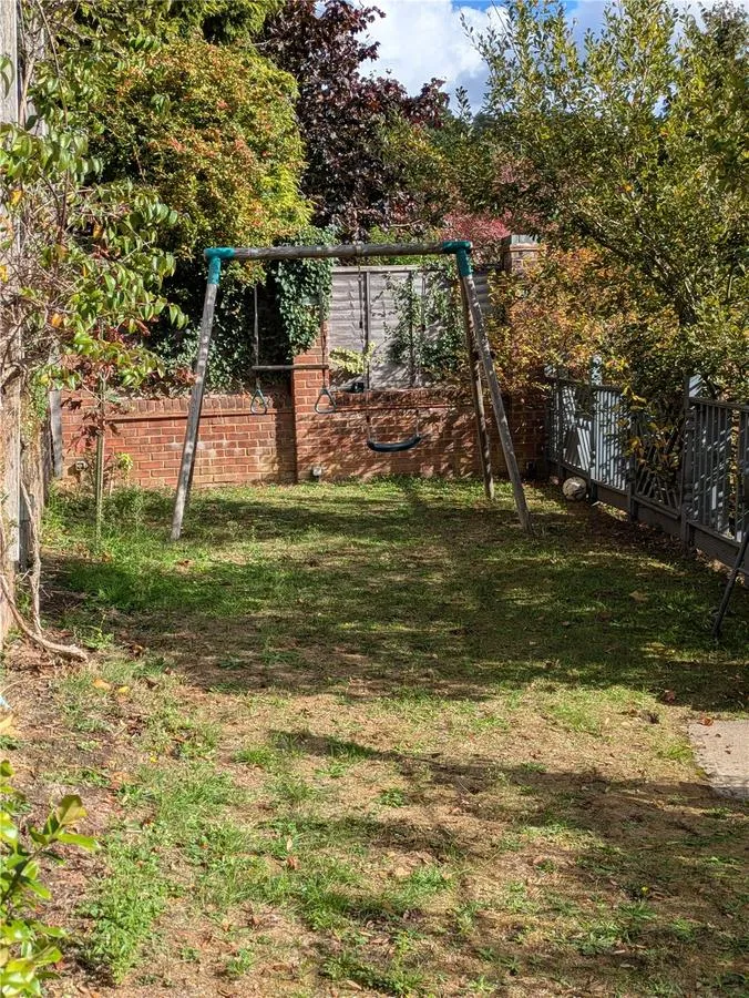 Penshurst Rise, Frimley, GU16, photo 19