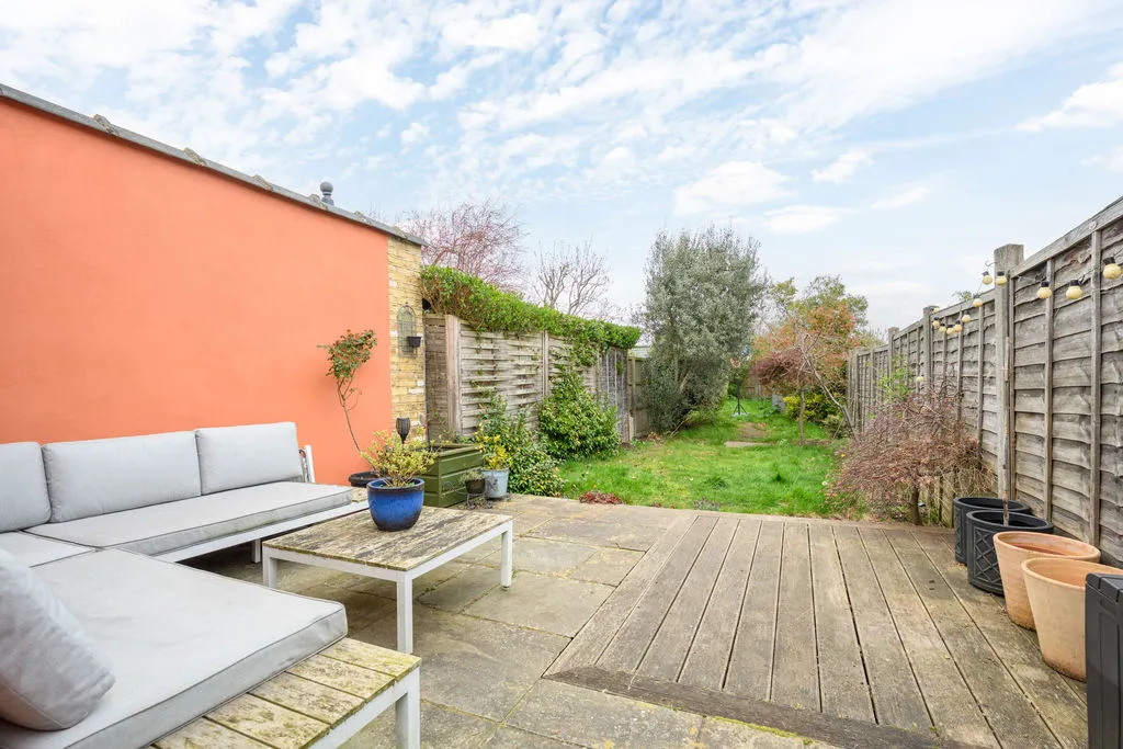 Cambridge Road, Walton-On-Thames KT12 2DR, photo 8