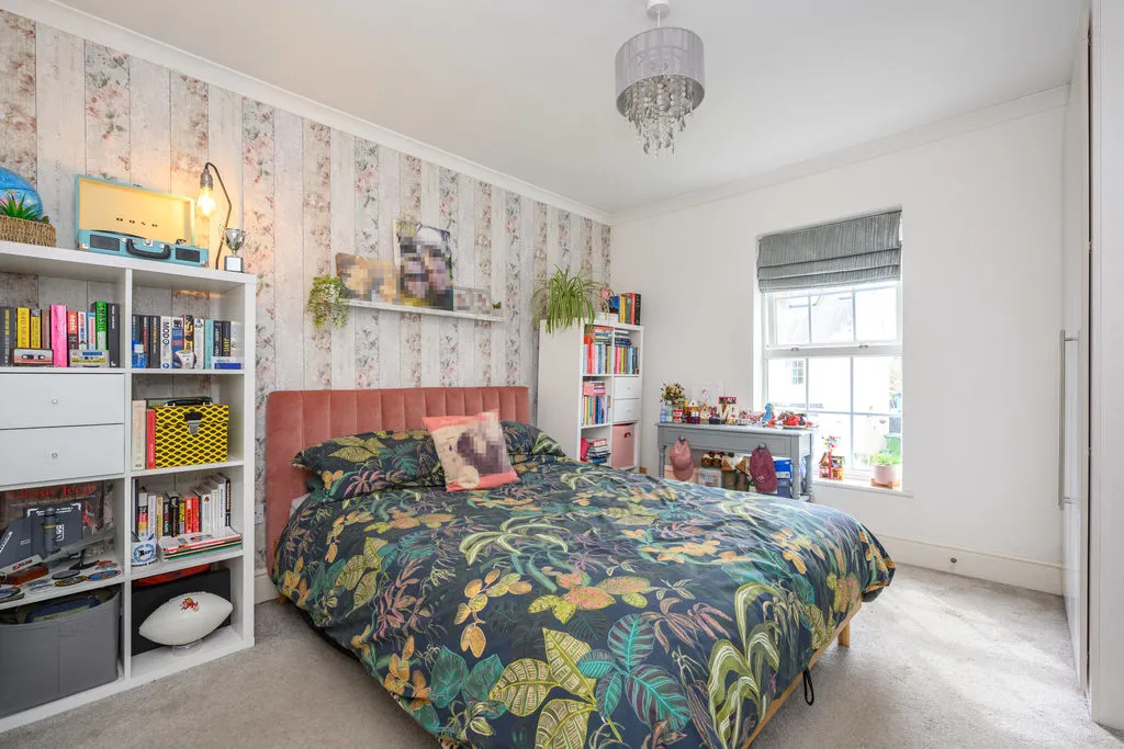 Cambridge Road, Walton-On-Thames KT12 2DR, photo 6