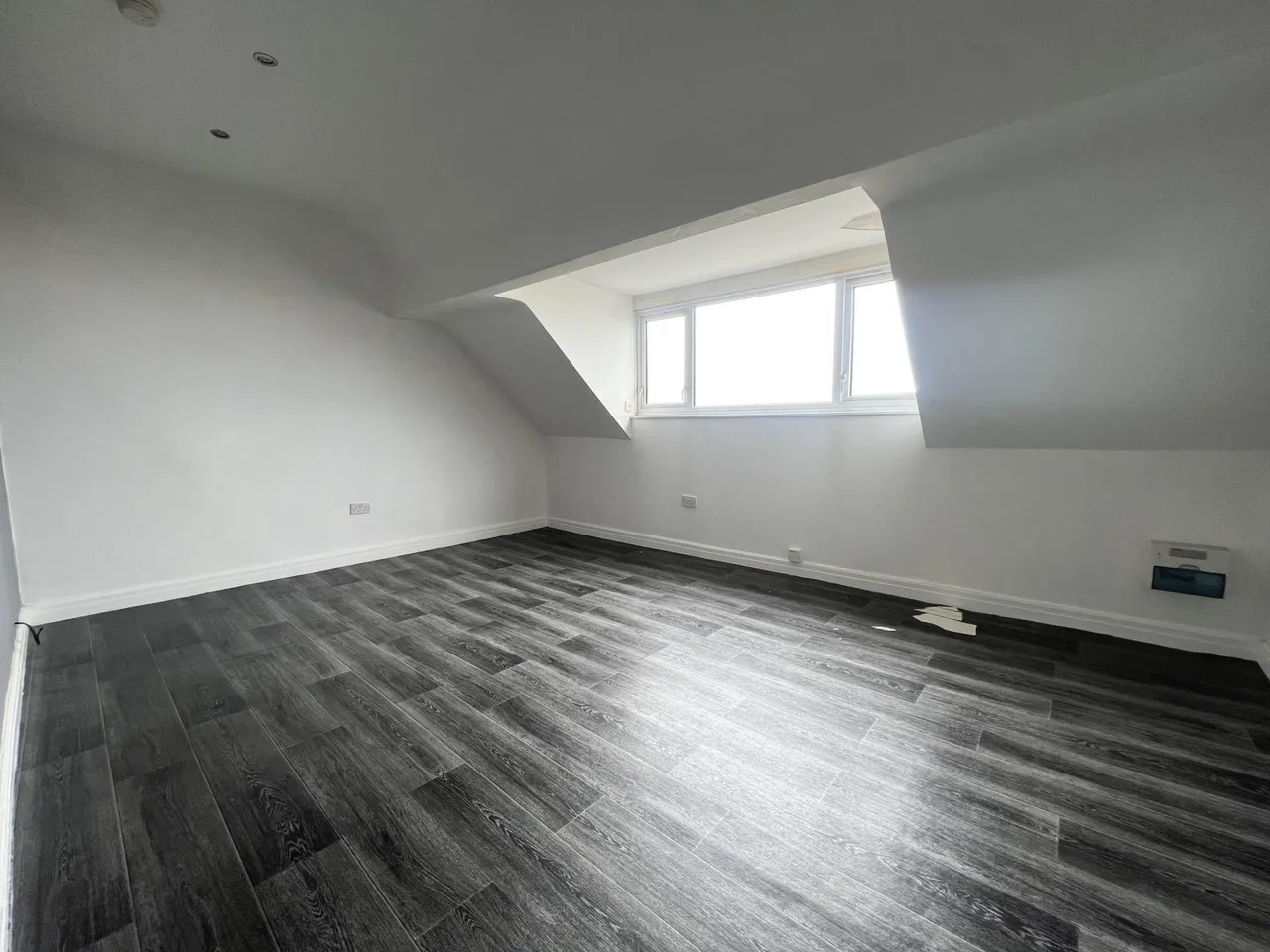 Queens Promenade, Blackpool, FY2 9AB, photo 2