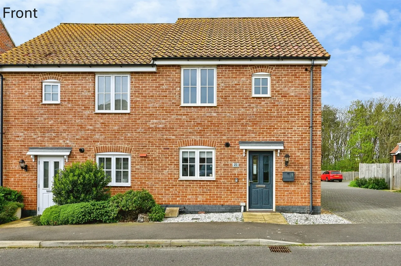 3 bed house for sale — Butterfield Rise, Hunstanton