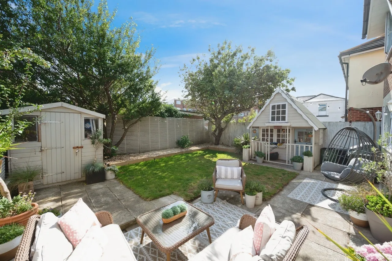 Southwood Road, Hayling Island, PO11, photo 5