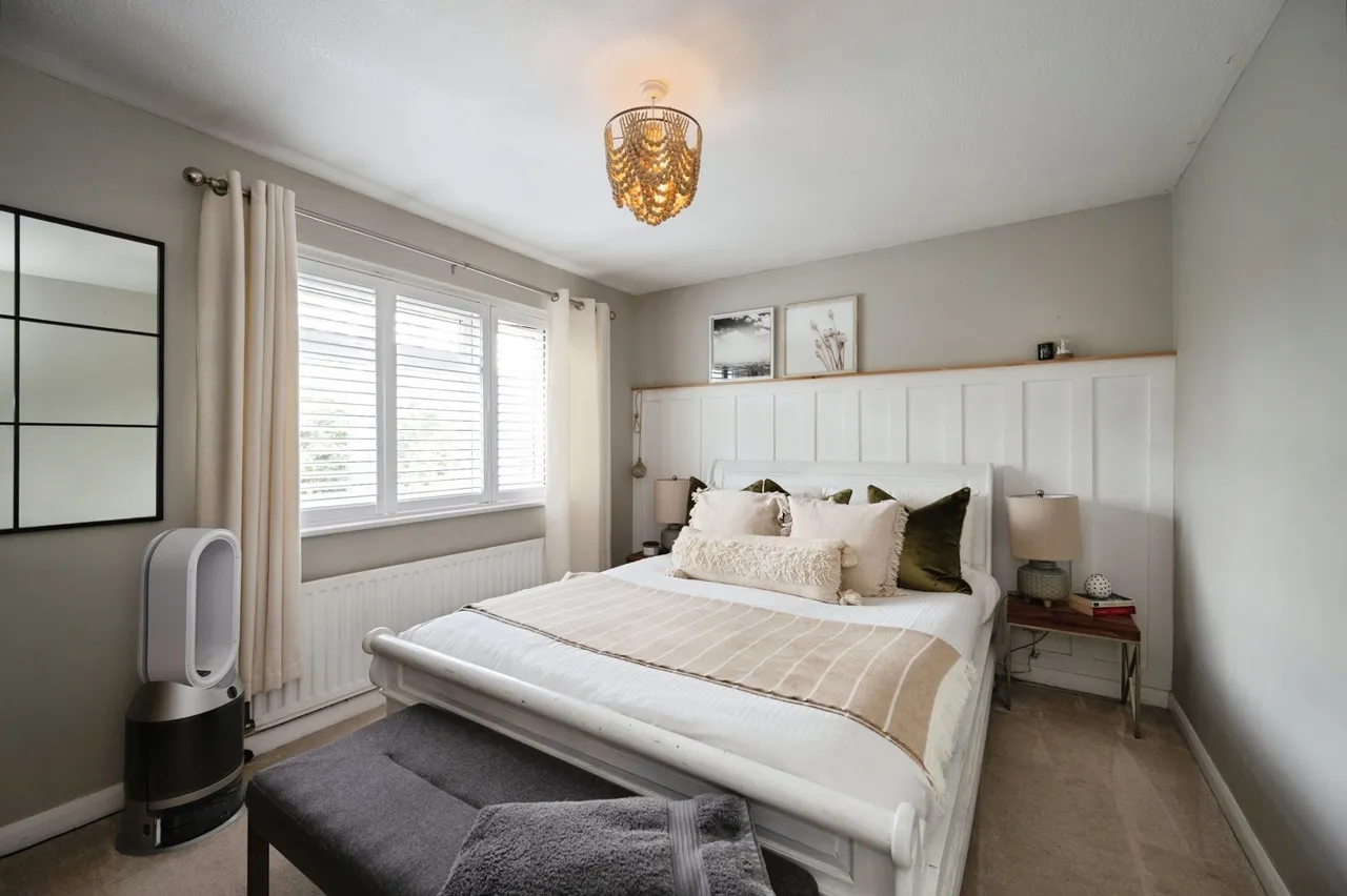 Southwood Road, Hayling Island, PO11, photo 11